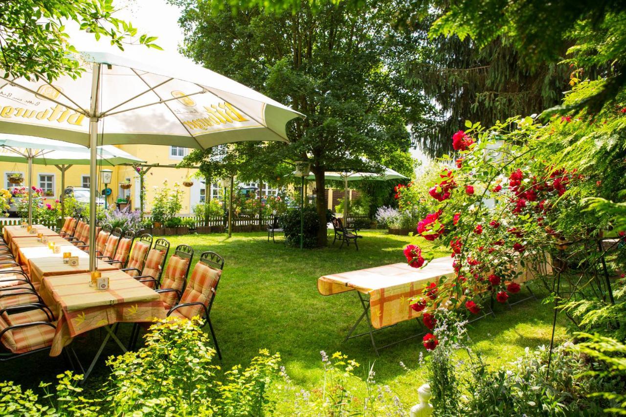 Hotel Zur Post Mulheim an der Mosel Exterior photo