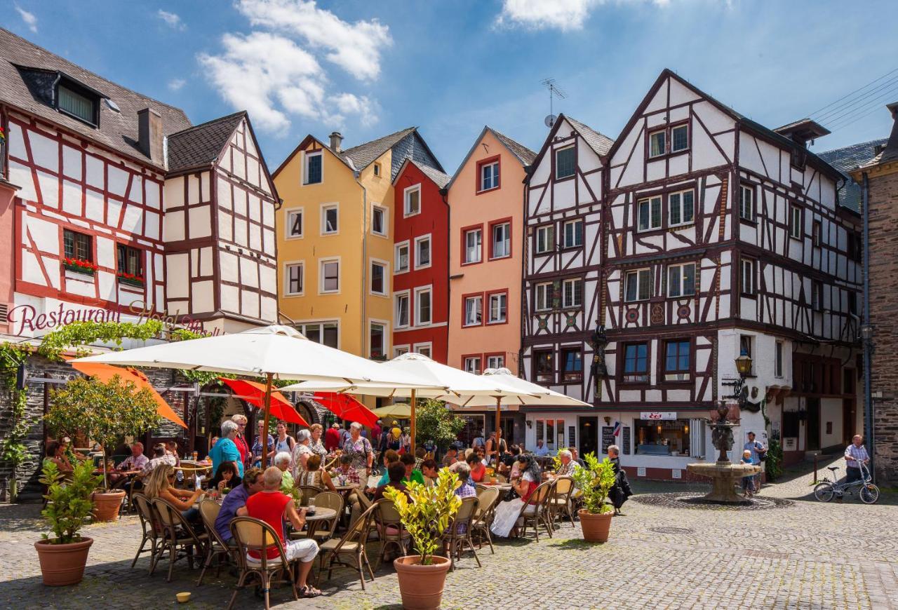 Hotel Zur Post Mulheim an der Mosel Exterior photo